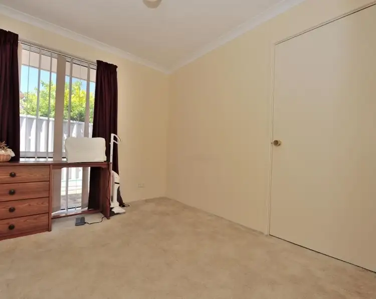 Second view of Homely house listing, 6 Hove Place, Warnbro WA 6169