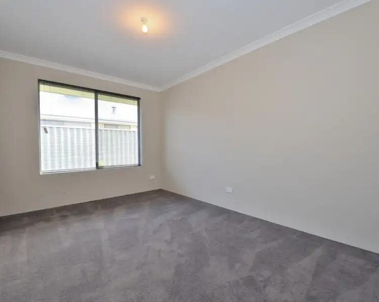 Fourth view of Homely house listing, 31 Marlin Way, Singleton WA 6175