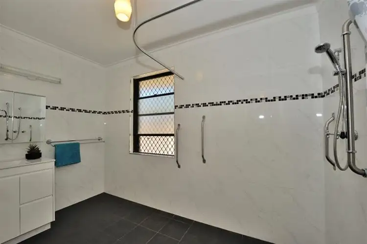 Sixth view of Homely house listing, 5 Cowan Place, Safety Bay WA 6169