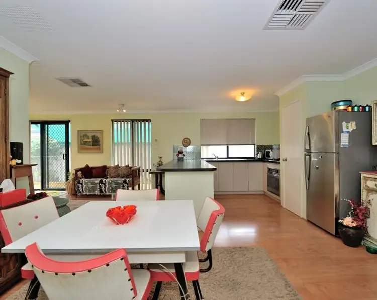 Fourth view of Homely house listing, 6 Laredo Bend, Port Kennedy WA 6172