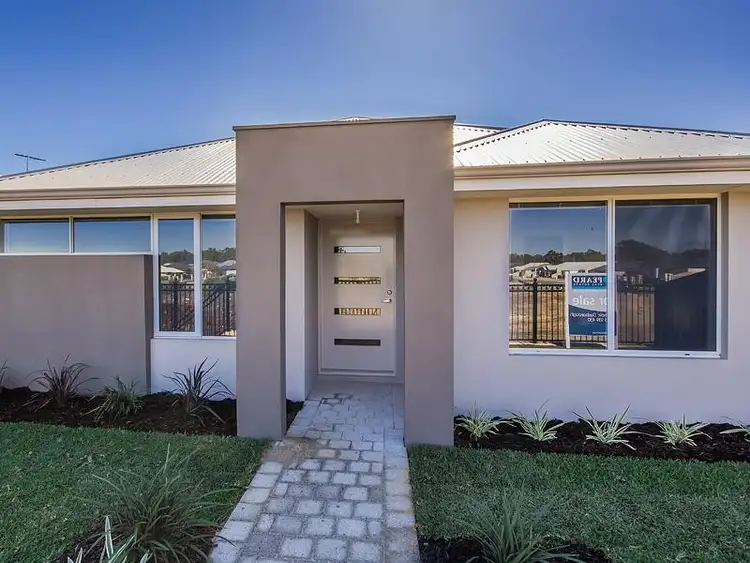 8 Saxon Lane, Baldivis WA 6171
