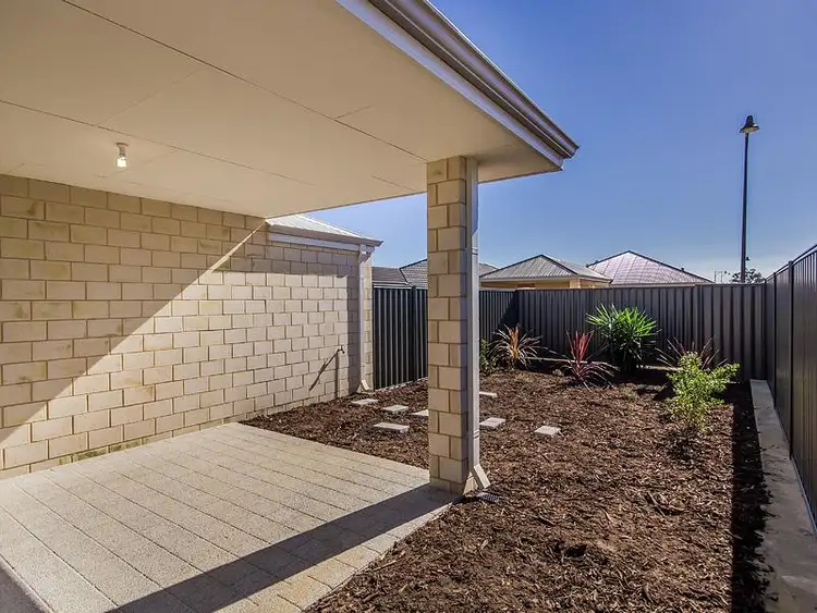 Sixth view of Homely house listing, 8 Saxon Lane, Baldivis WA 6171