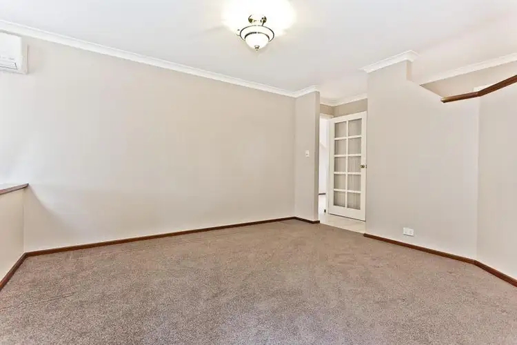 Fifth view of Homely house listing, 4 Ulric Court, Duncraig WA 6023