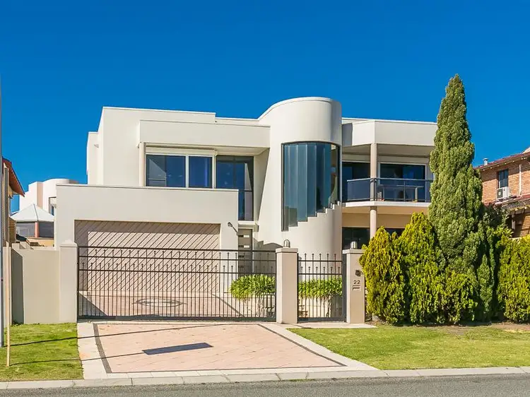 22 Hocking Parade, Sorrento WA 6020