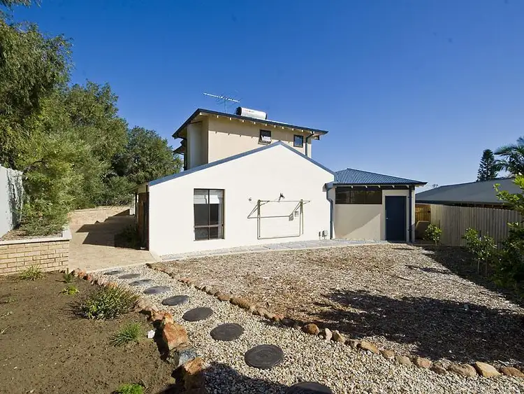 Second view of Homely house listing, 6 Woonona Place, Kallaroo WA 6025