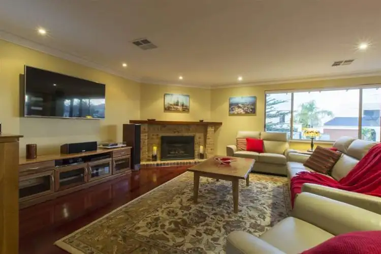 2 Alata Place, Duncraig WA 6023