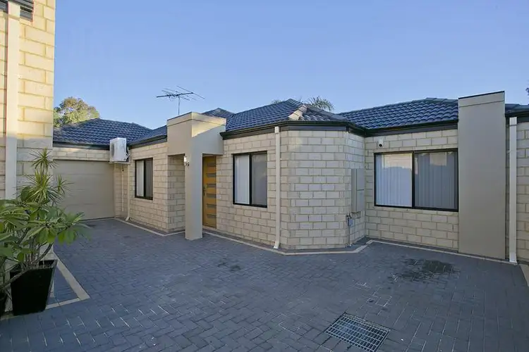 127c Hillsborough Drive, Nollamara WA 6061