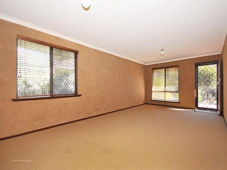 Third view of Homely semi-detached listing, 4/186 Grand Promenade, Doubleview WA 6018