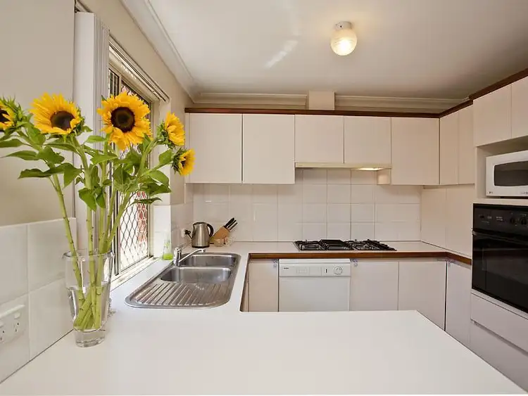 Fifth view of Homely villa listing, 1/255 Woodside Street, Doubleview WA 6018