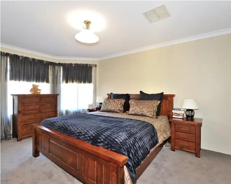 Fifth view of Homely house listing, 18 Elysee Court, Port Kennedy WA 6172
