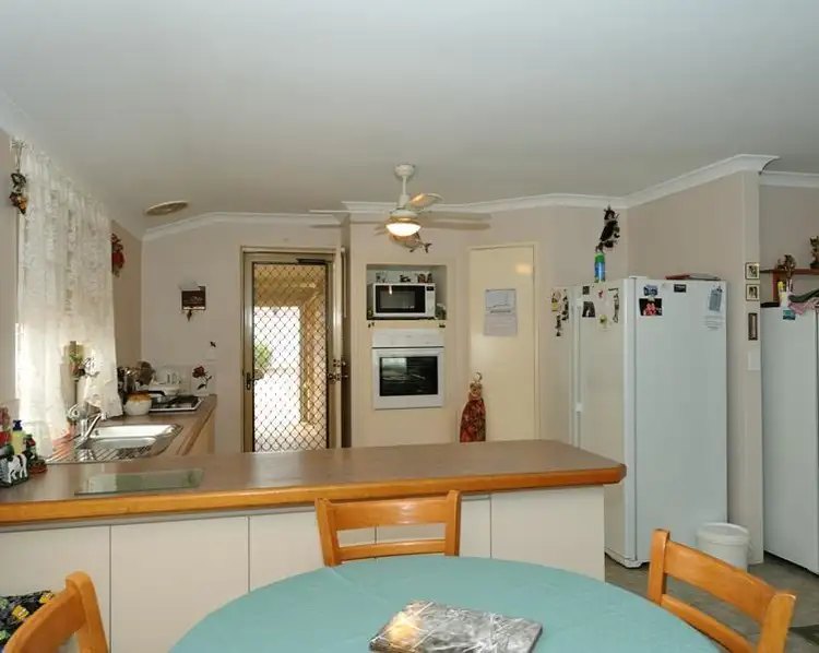 Fifth view of Homely house listing, 33 Silvertop Circle, Warnbro WA 6169