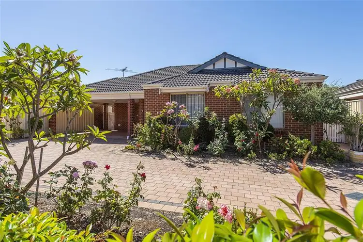 2/42 Doust Street, Cannington WA 6107