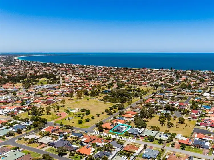 20 Jamaican Road, Safety Bay WA 6169