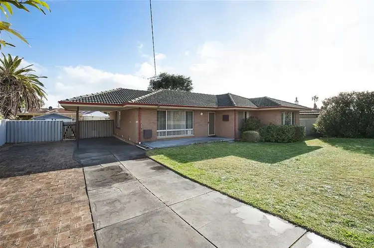 39 Edgewater Road, Safety Bay WA 6169