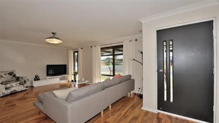 2 Kingston Way, Safety Bay WA 6169