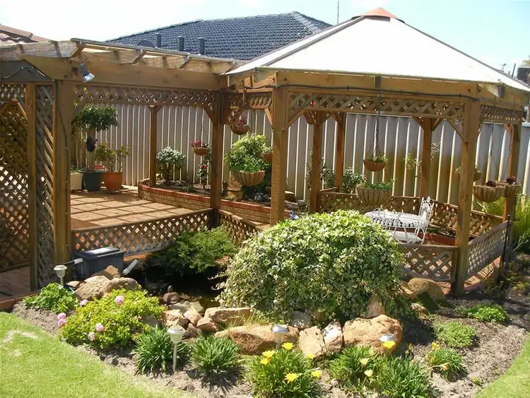 5 Derwent Place, Rockingham WA 6168