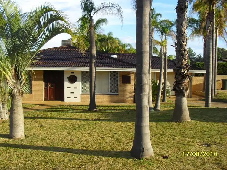 11 Littlemore Road, Orelia WA 6167