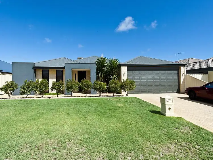 92 Yindana Boulevard, Lakelands WA 6180