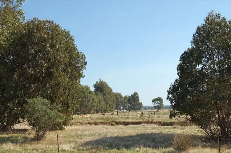 2 Sheridan Place, Waroona WA 6215
