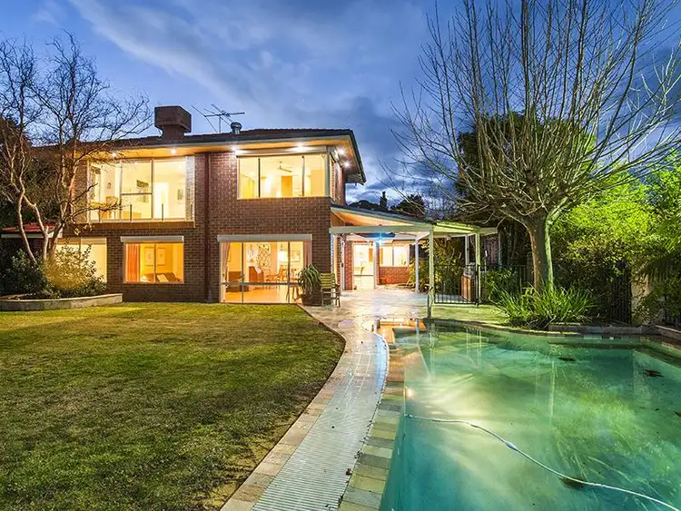 2 Monroe Retreat, Meadow Springs WA 6210