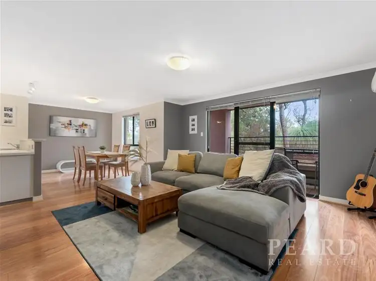 2/168 Lakeside Drive, Joondalup WA 6027