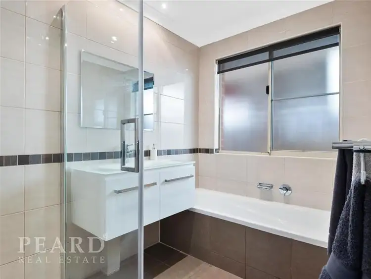 Sixth view of Homely house listing, 2 Taupo Glade, Joondalup WA 6027