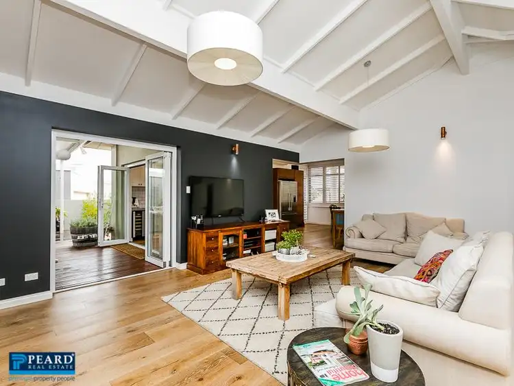 Fourth view of Homely house listing, 10 Parker Avenue, Sorrento WA 6020