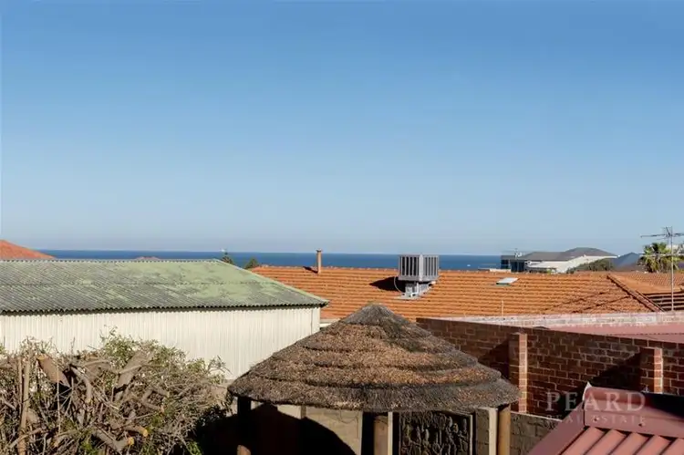 49 Kempenfeldt Avenue, Sorrento WA 6020