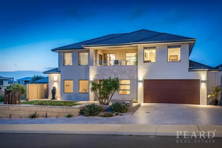 10 Fernando Parkway, Iluka WA 6028
