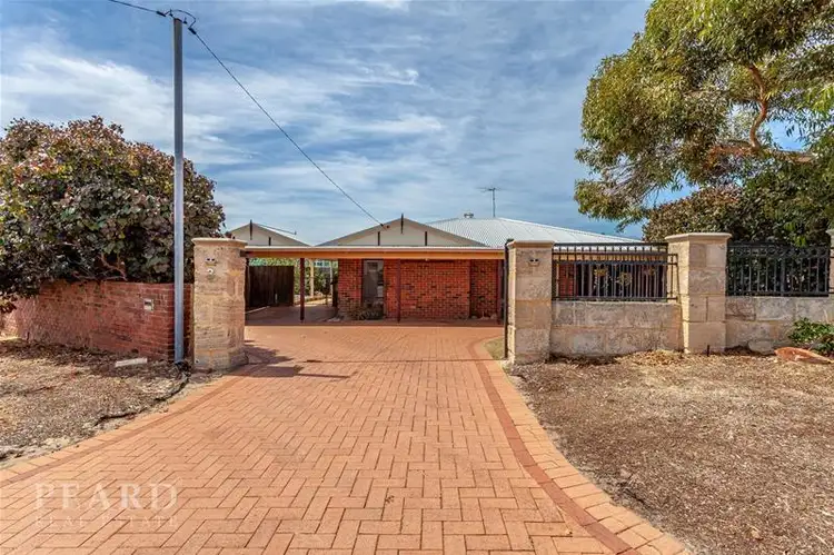 3 Bangor Place, Beldon WA 6027