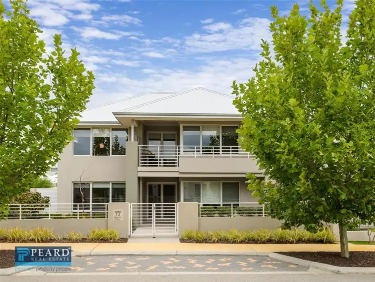 13 Martinique Mews, Hillarys WA 6025