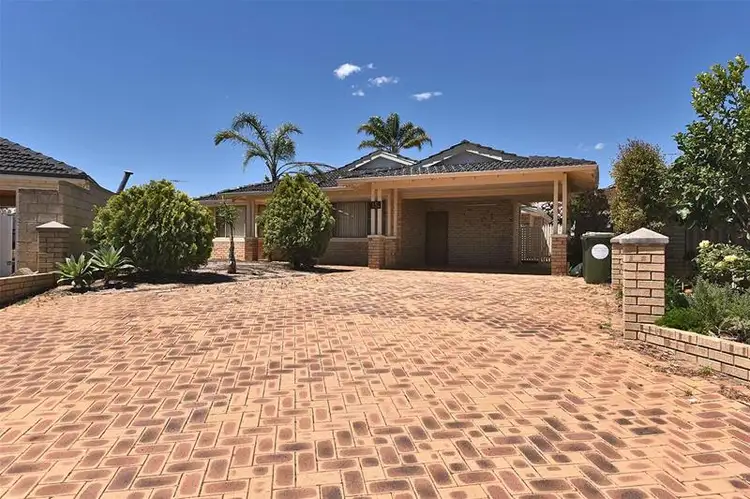 15a Cascade Close, Woodvale WA 6026