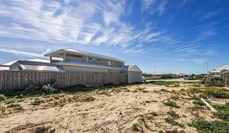 11 Seaside Avenue, Yanchep WA 6035