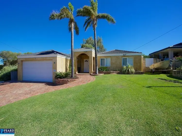 30 Fenton Way, Hillarys WA 6025