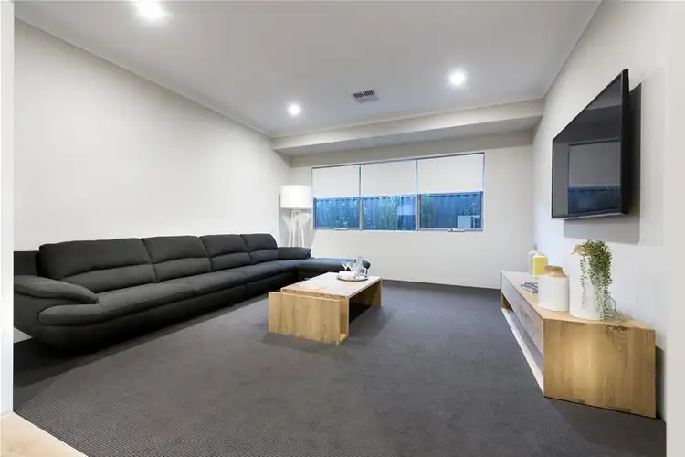 Sixth view of Homely house listing, 27 Radiant Glade, Eglinton WA 6034
