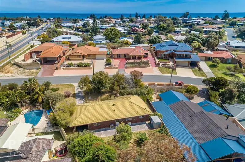 Main view of Homely house listing, 4 Balga Way, Mullaloo WA 6027