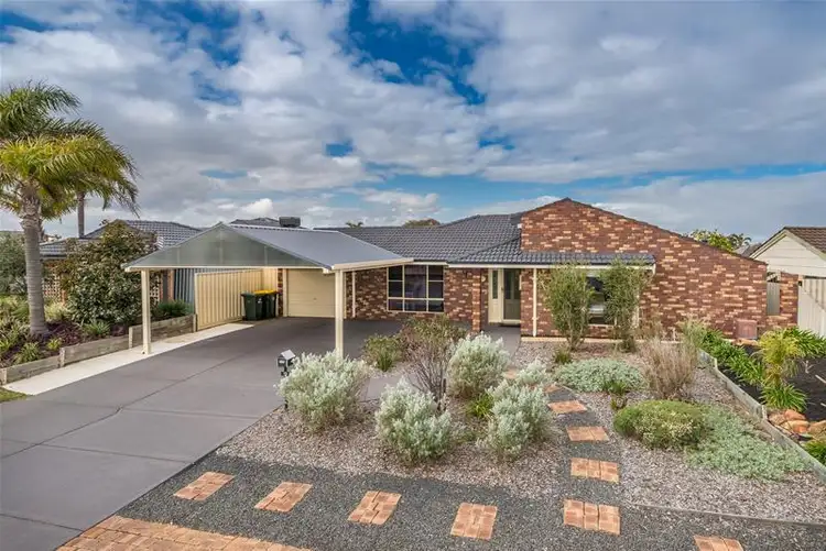 15 Fitzgerald Court, Kingsley WA 6026