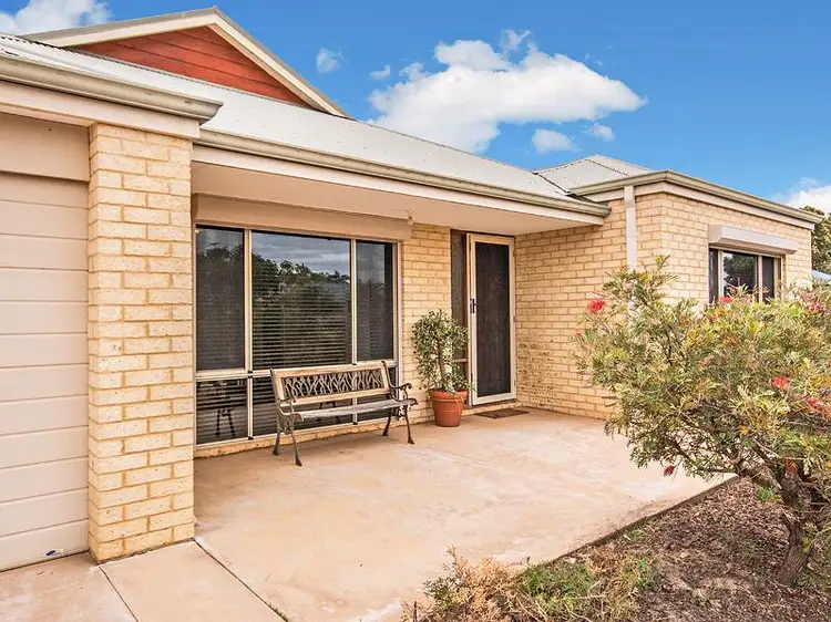 44 Coulterhand Circle, Byford WA 6122