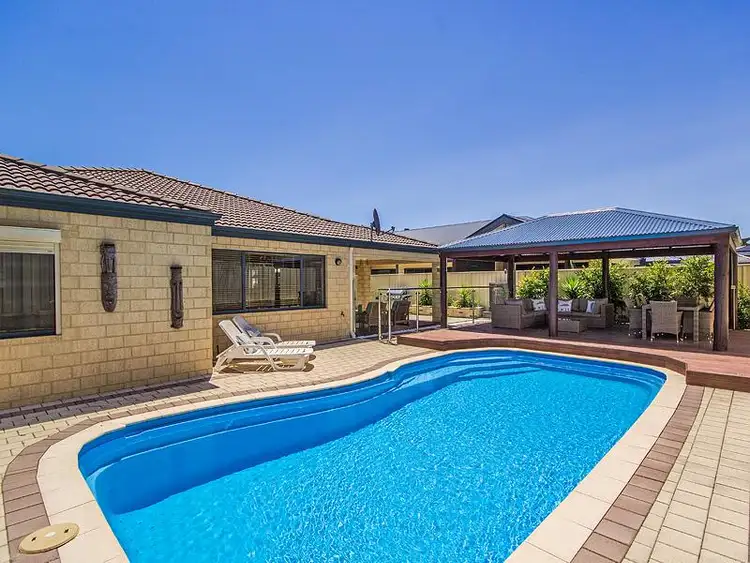 9 Wombarra Street, Secret Harbour WA 6173