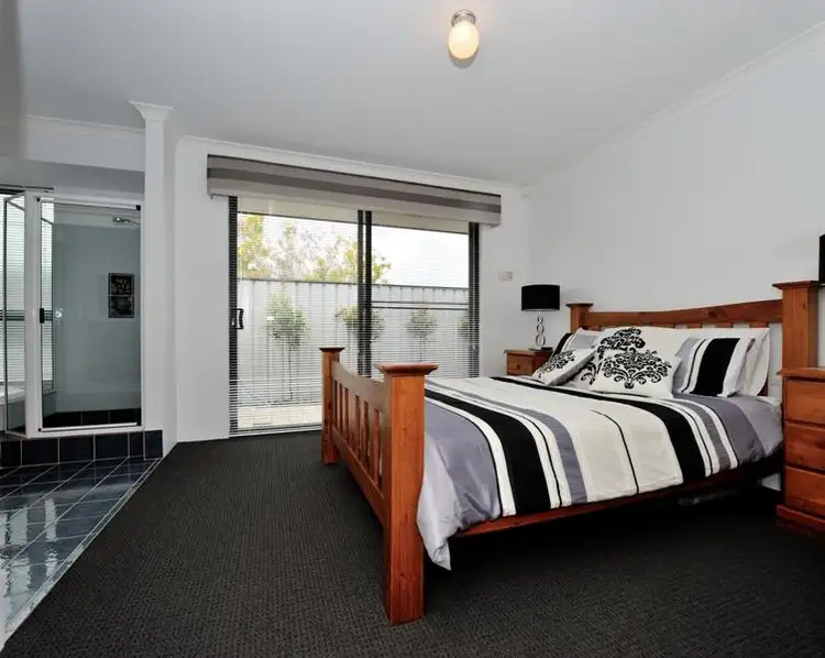 Sixth view of Homely house listing, 2 Maney Way, Baldivis WA 6171