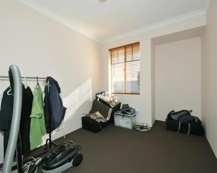 Fifth view of Homely apartment listing, 4/2 Dowling Street, Rockingham WA 6168