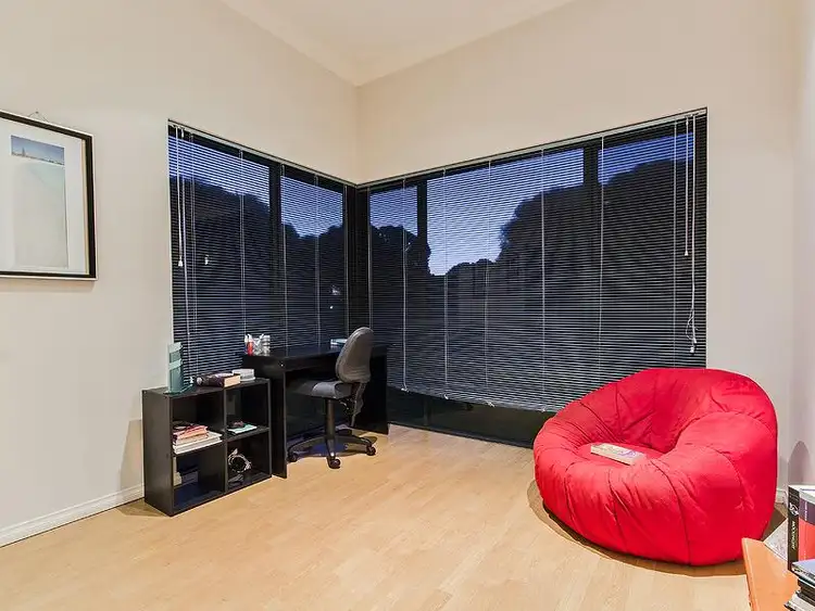Seventh view of Homely house listing, 4 Kirkwall Close, Warnbro WA 6169