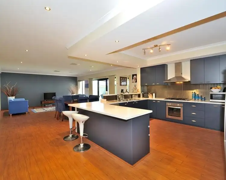 Sixth view of Homely house listing, 20 Antonio Circuit, Port Kennedy WA 6172