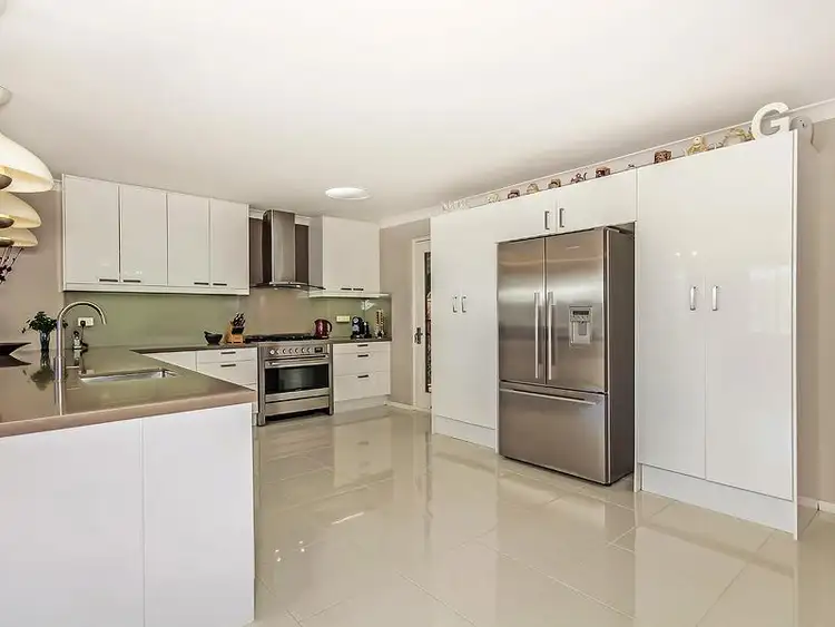 7 Harley Close, Safety Bay WA 6169