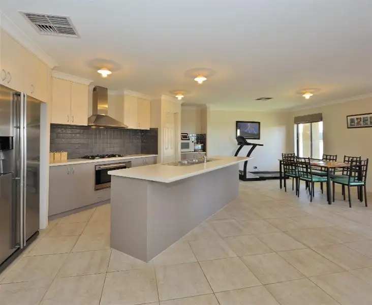 Second view of Homely house listing, 7 Waxflower Way, Baldivis WA 6171