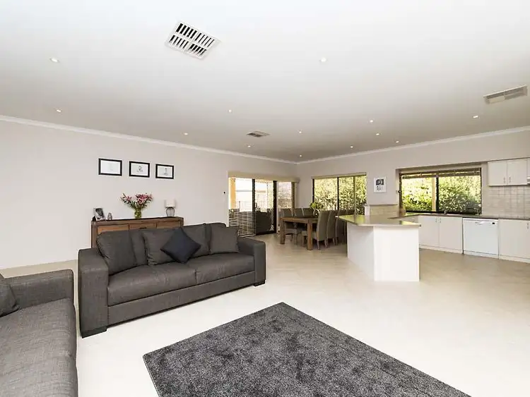 Sixth view of Homely house listing, 22 Cote D'Azur Gardens, Port Kennedy WA 6172