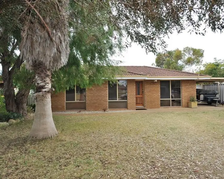 27 Kurrajong Road, Safety Bay WA 6169