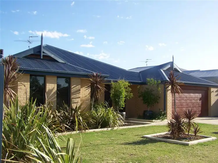 111 Pebble Beach  Boulevard, Meadow Springs WA 6210