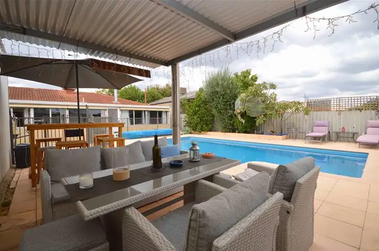 27 Charthouse Road, Safety Bay WA 6169