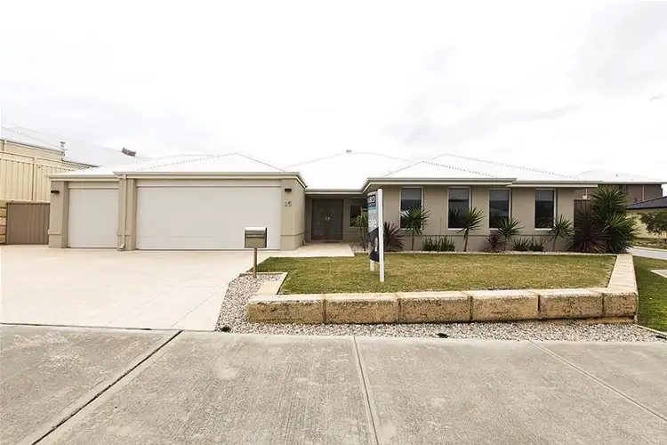 25 Three Bears Loop, Secret Harbour WA 6173